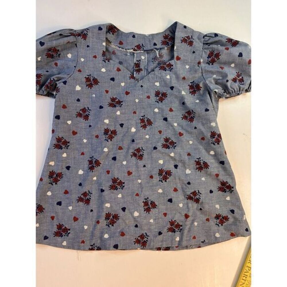 Vintage Women's Top Size Small 1960s Homemade Blue Red White Hearts - Picture 2 of 10